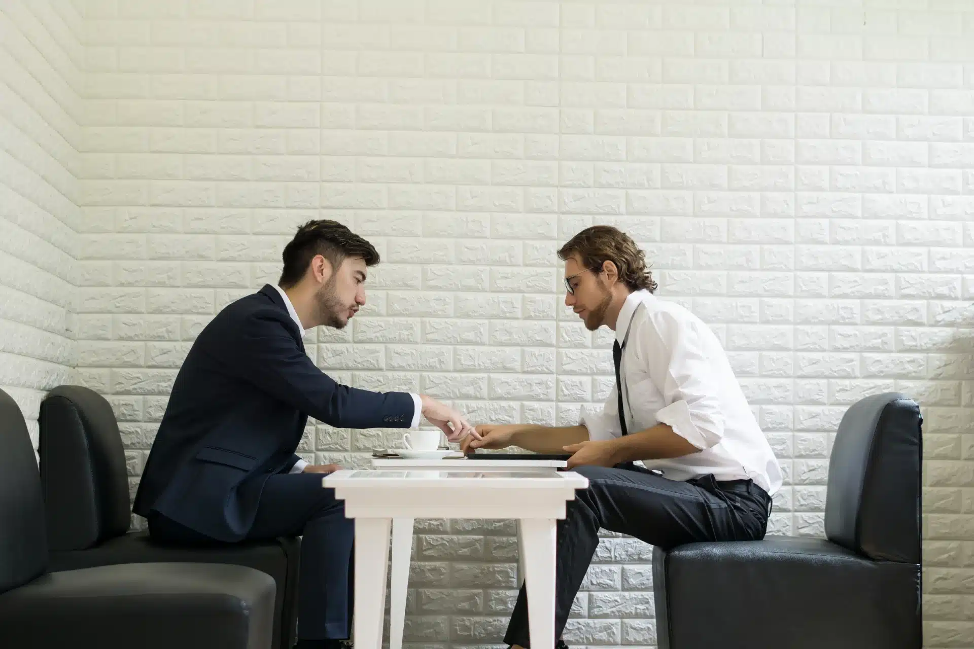 Negotiation Skills: Mastering Conflict Resolution
